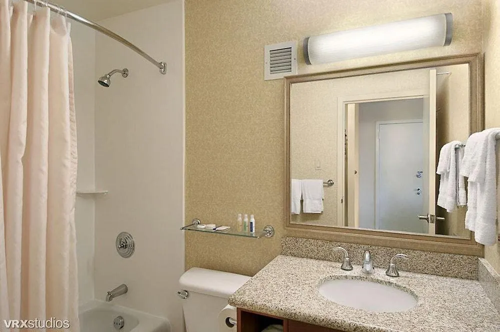 Airport Honolulu Hotel 3*,