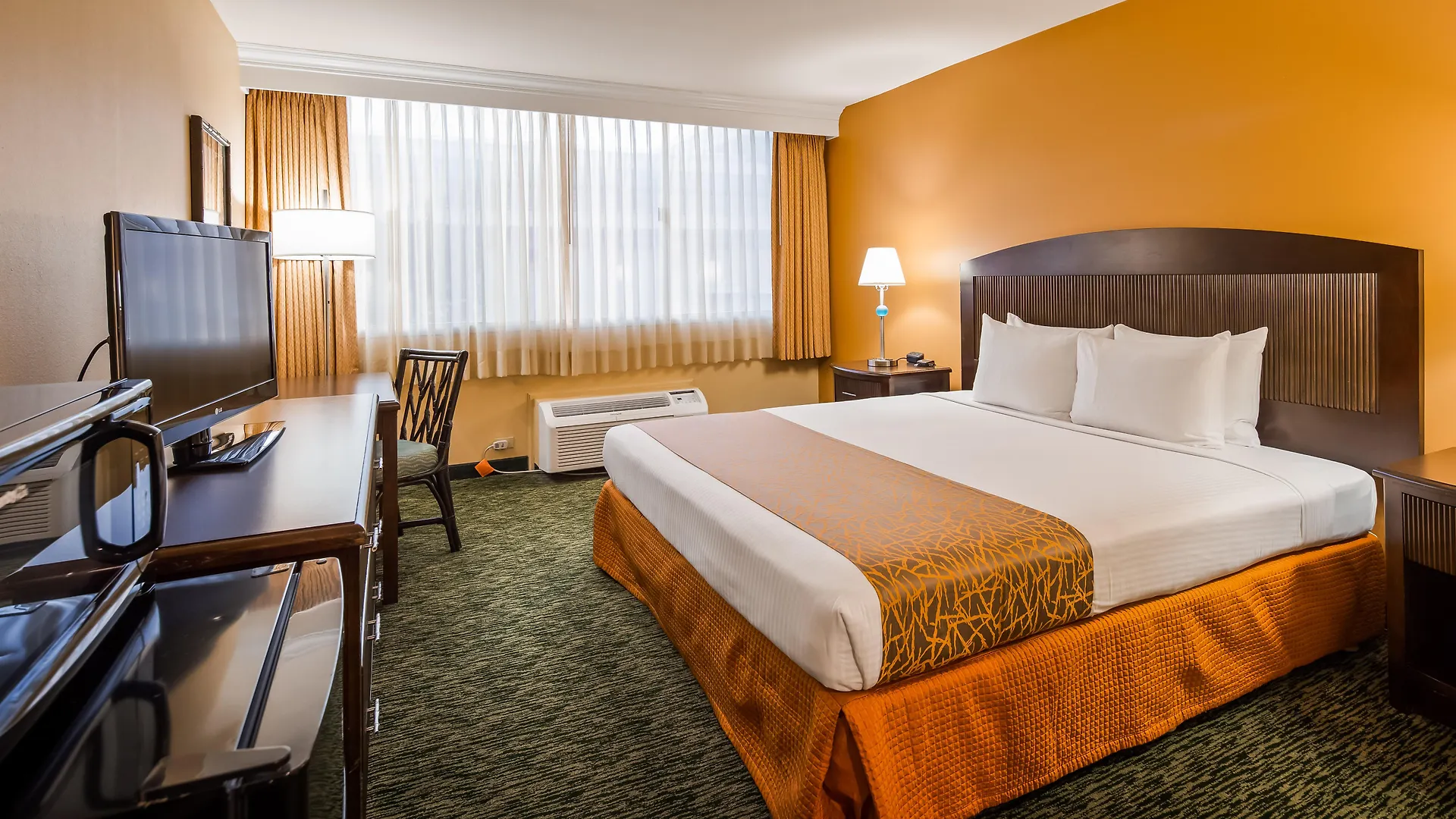 Airport Honolulu Hotel