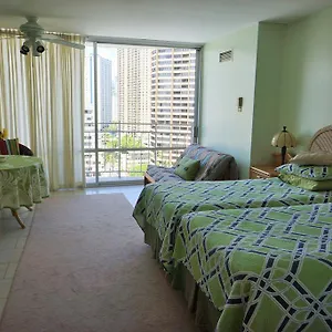 Apartment Waikiki At Ilikai Marina - Great By The - End Price!
